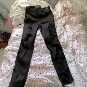 brand new. they don’t fit me. never worn them.